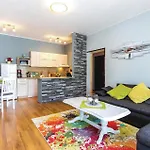 Apartment 2 Bedroom Awesome In *