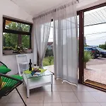 2 Bedroom Awesome In Apartment *