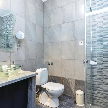2 Bedroom Cozy In 公寓 *