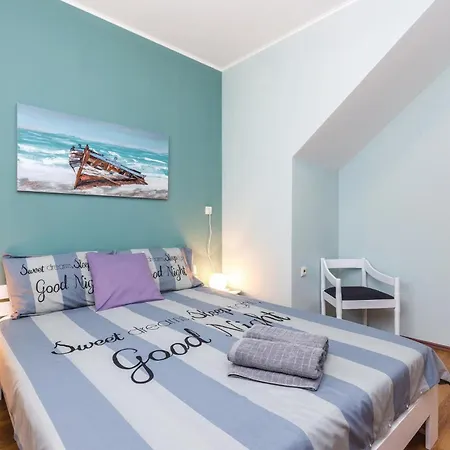 2 Bedroom Cozy In * Krasica (Primorje-Gorski Kotar)