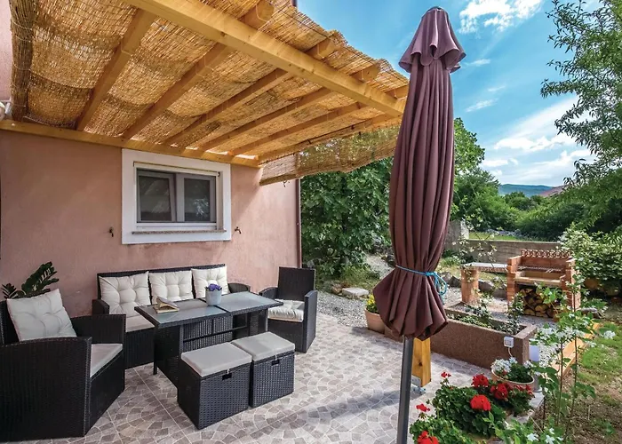 2 Bedroom Awesome In * Krasica (Primorje-Gorski Kotar)