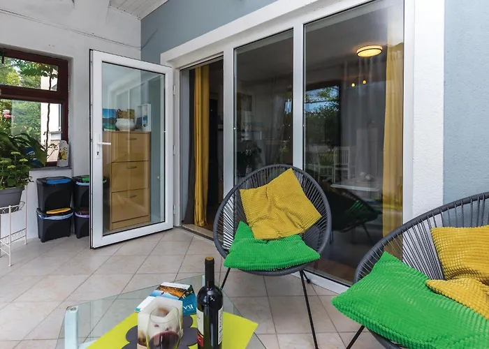 2 Bedroom Awesome In *