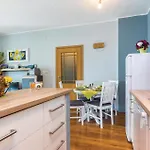 דירה 2 Bedroom Awesome In *