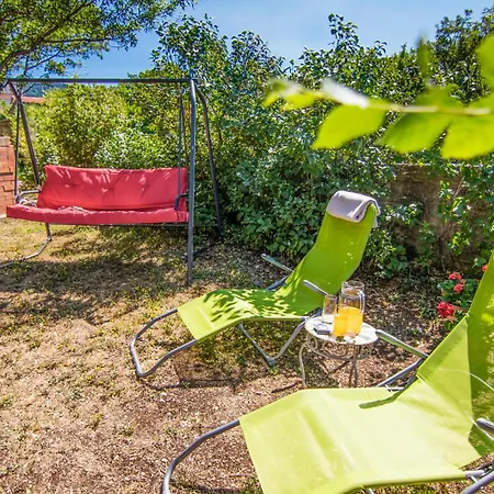 2 Bedroom Cozy In *