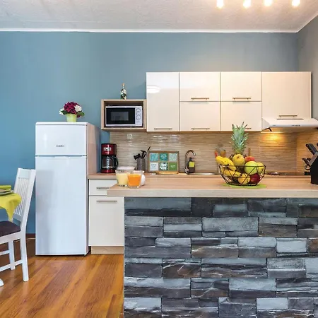 2 Bedroom Cozy In * Krasica (Primorje-Gorski Kotar)